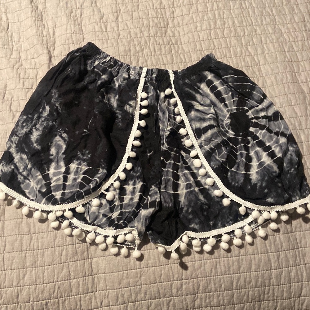 Cover up shorts, tie dye print